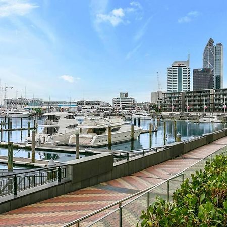 Appartement Elegant & Sunny Living With Stunning Marina Views à Auckland Extérieur photo
