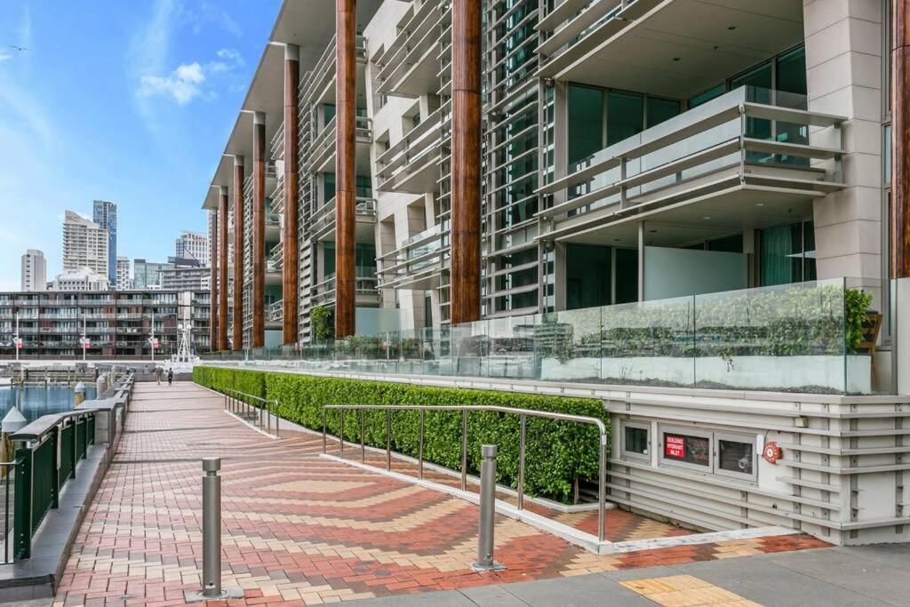 Appartement Elegant & Sunny Living With Stunning Marina Views à Auckland Extérieur photo